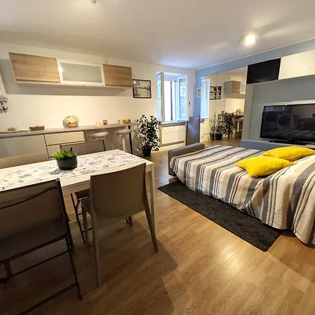 Casa Vianella Apartment *